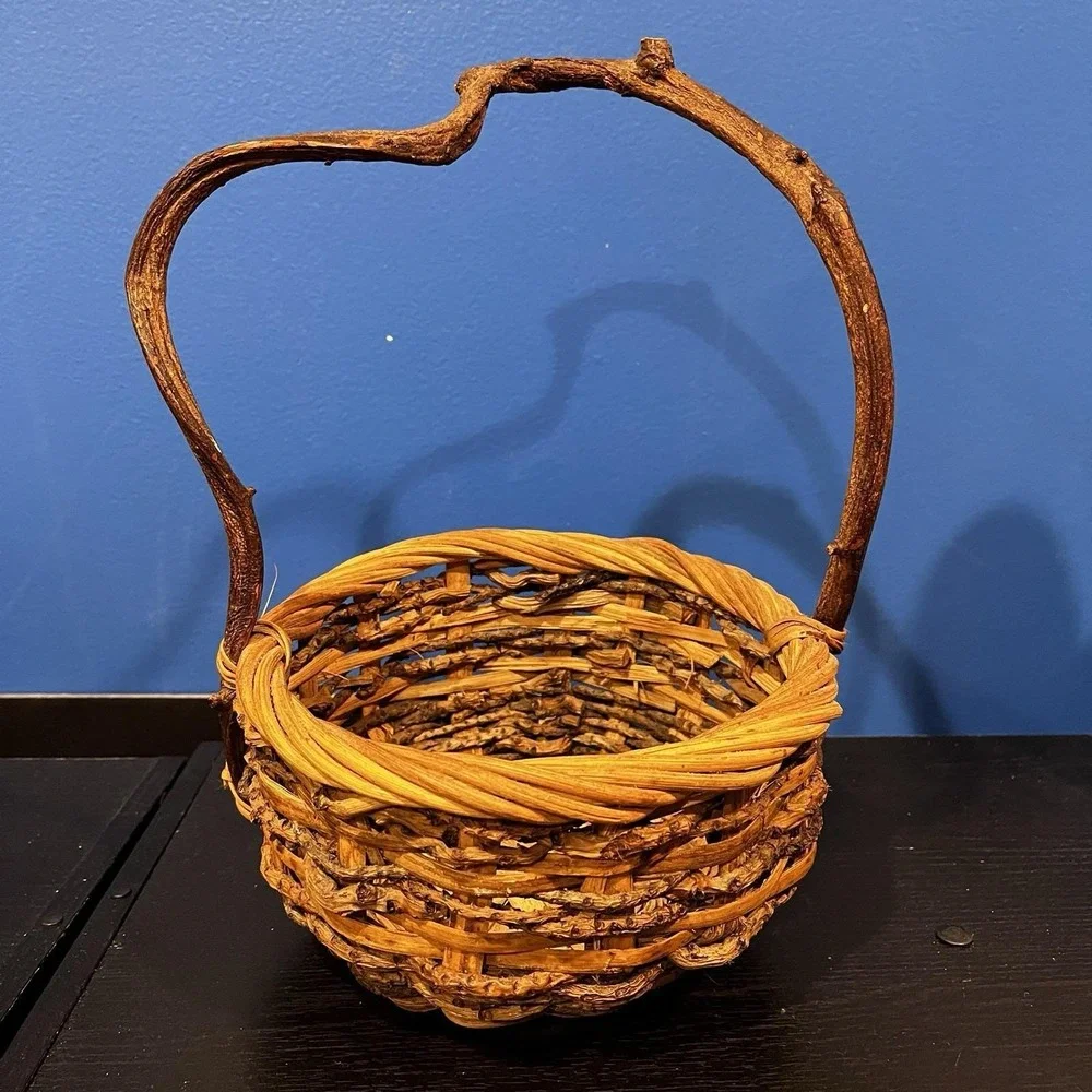 VTG Hand Woven Basket Twisted Root Twig Branch Crooked Handle